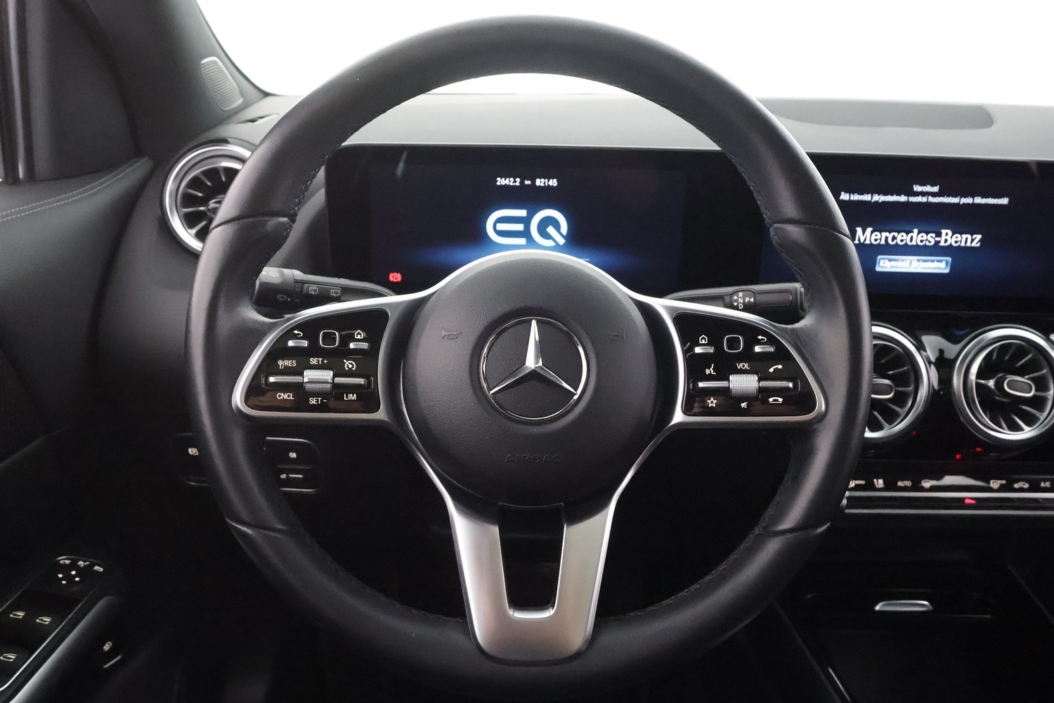 Mercedes-Benz EQA vaihtoauto