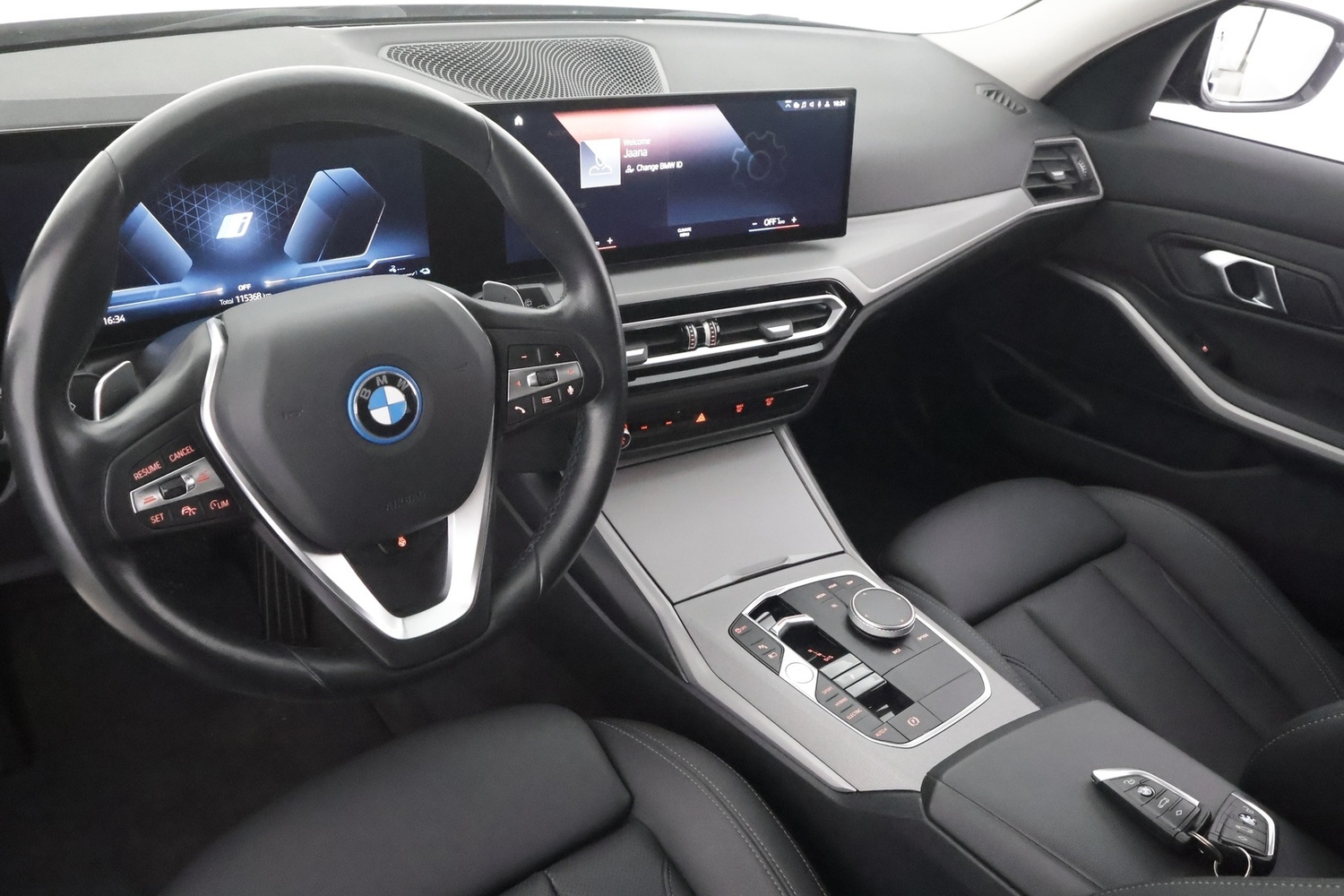 BMW 330 vaihtoauto