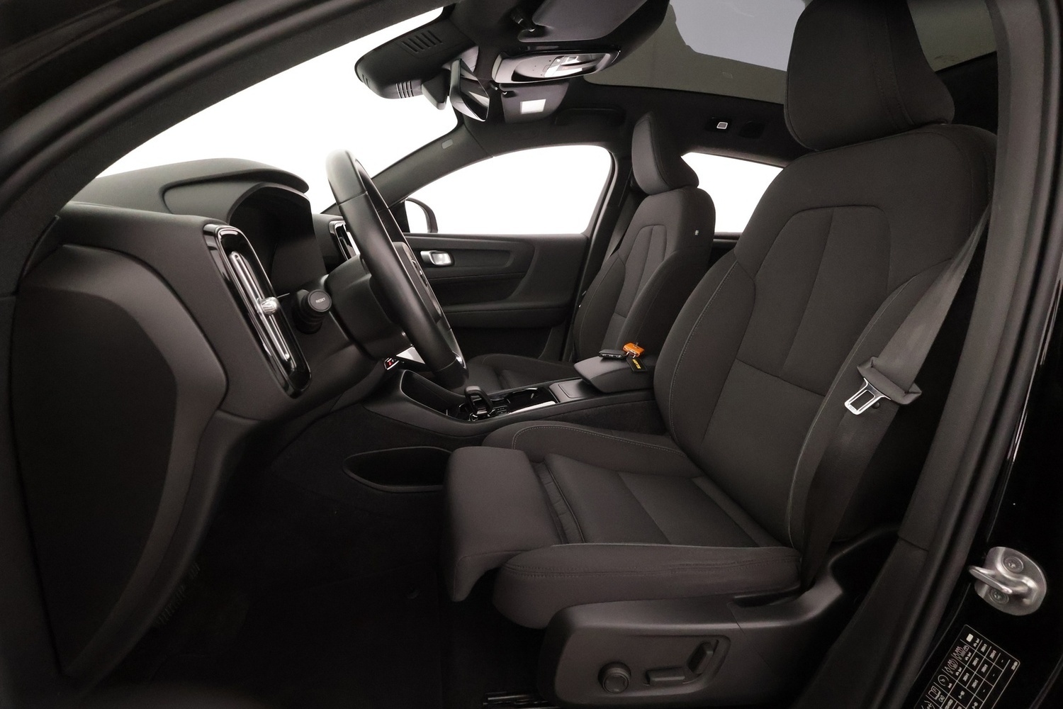 Volvo C40 vaihtoauto