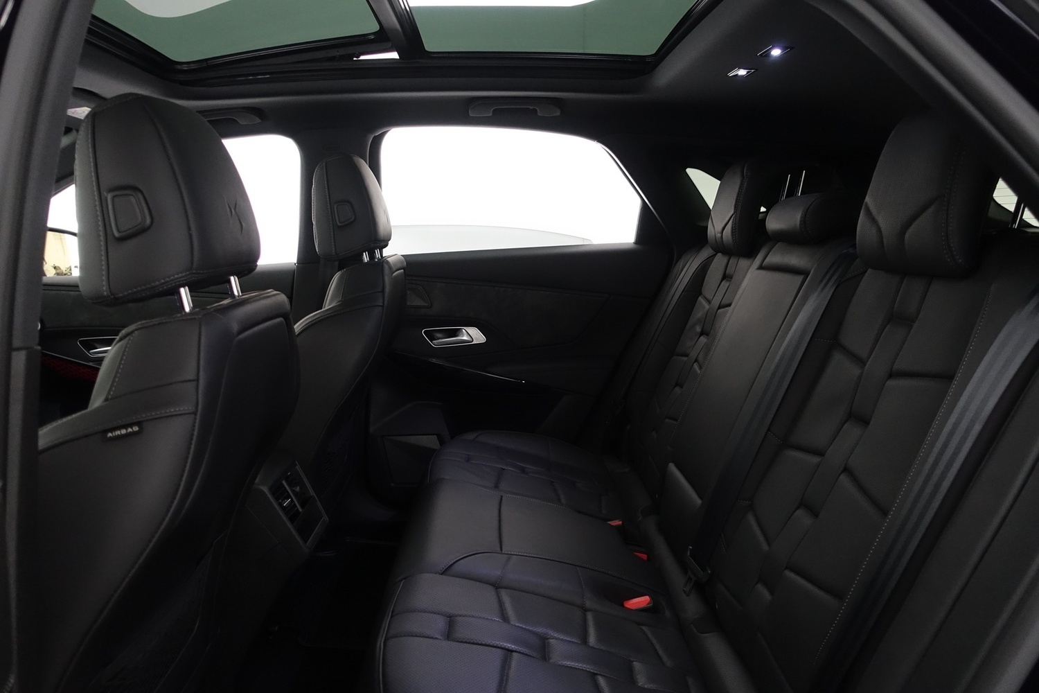 DS 7 Crossback vaihtoauto
