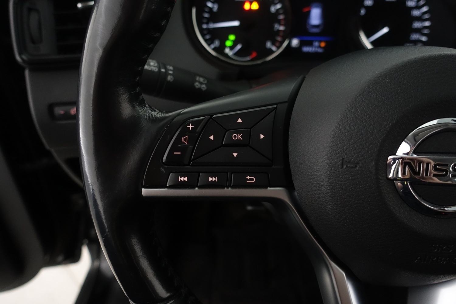 Nissan X-Trail vaihtoauto
