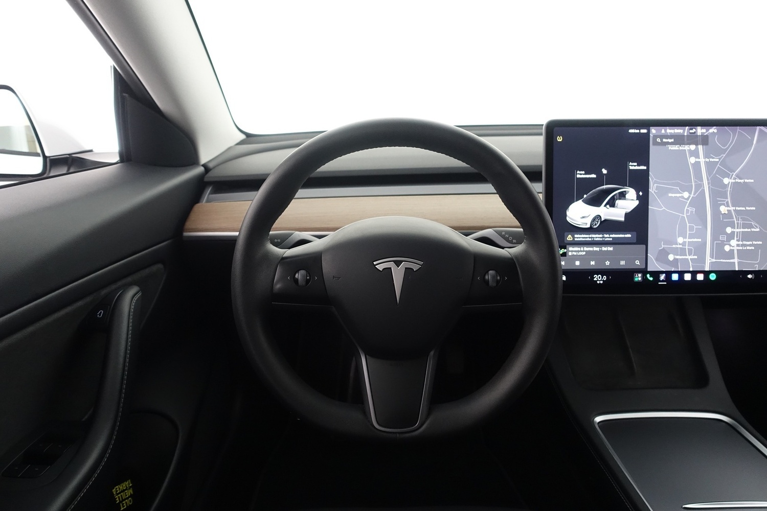 Tesla Model 3 vaihtoauto