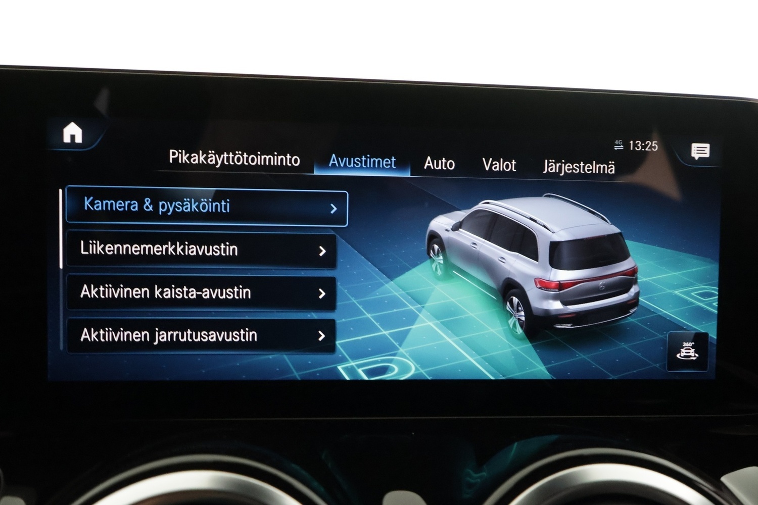 Mercedes-Benz EQB vaihtoauto