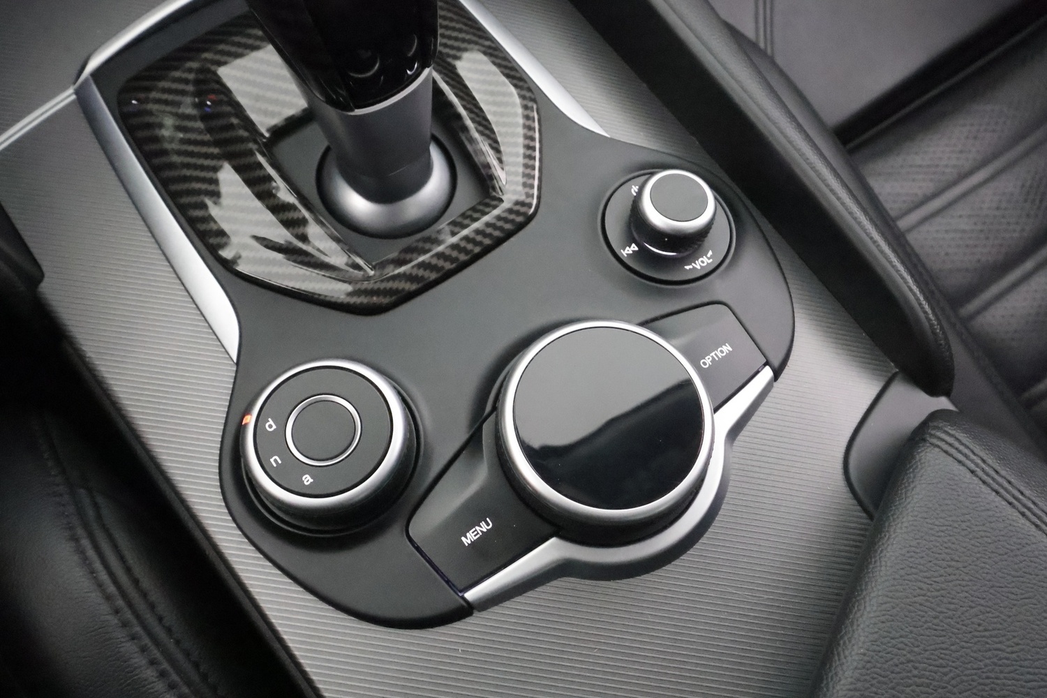 Alfa Romeo Giulia vaihtoauto