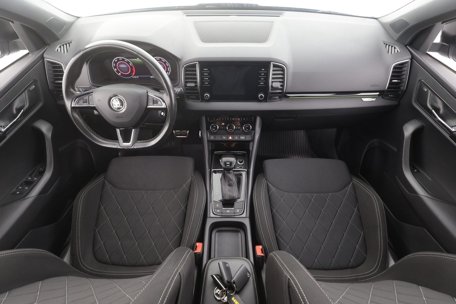 Skoda Karoq vaihtoauto