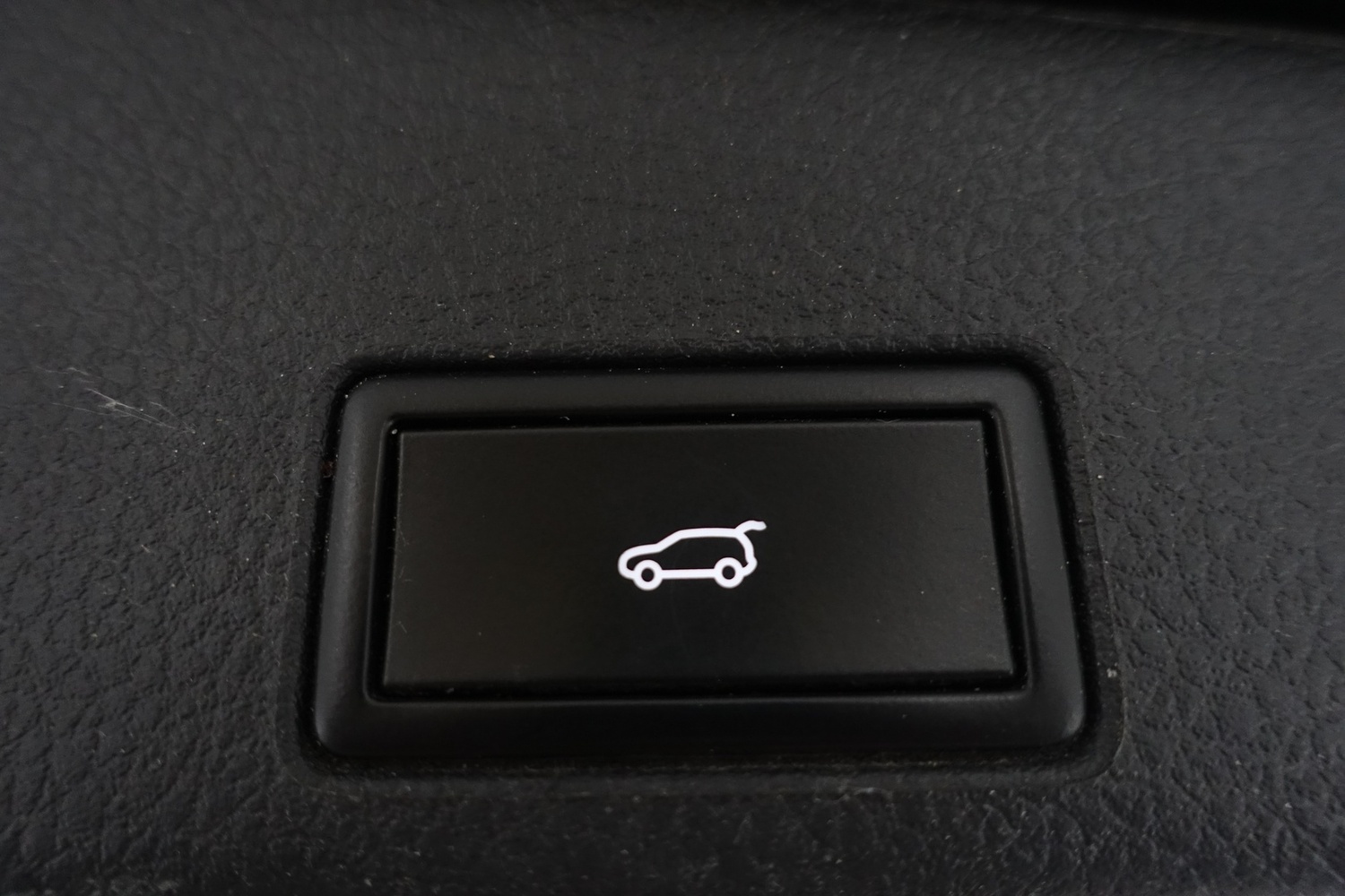 Volkswagen Touareg vaihtoauto