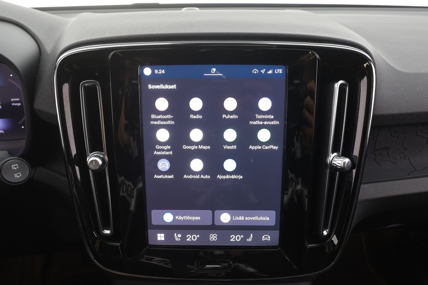Volvo XC40 vaihtoauto