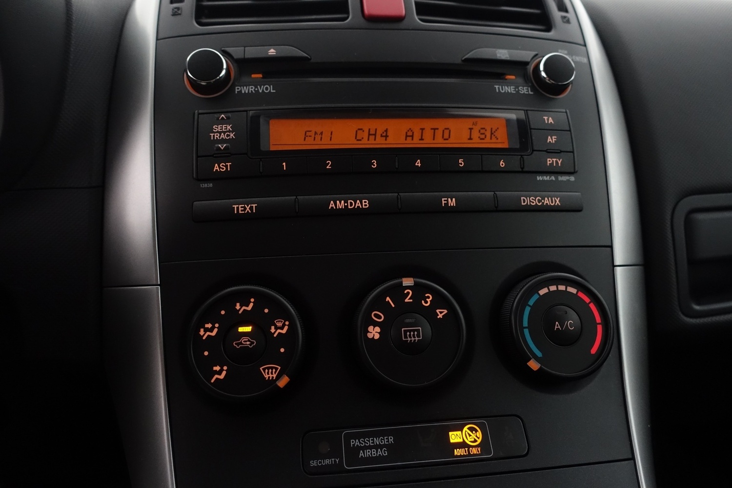 Toyota Auris vaihtoauto