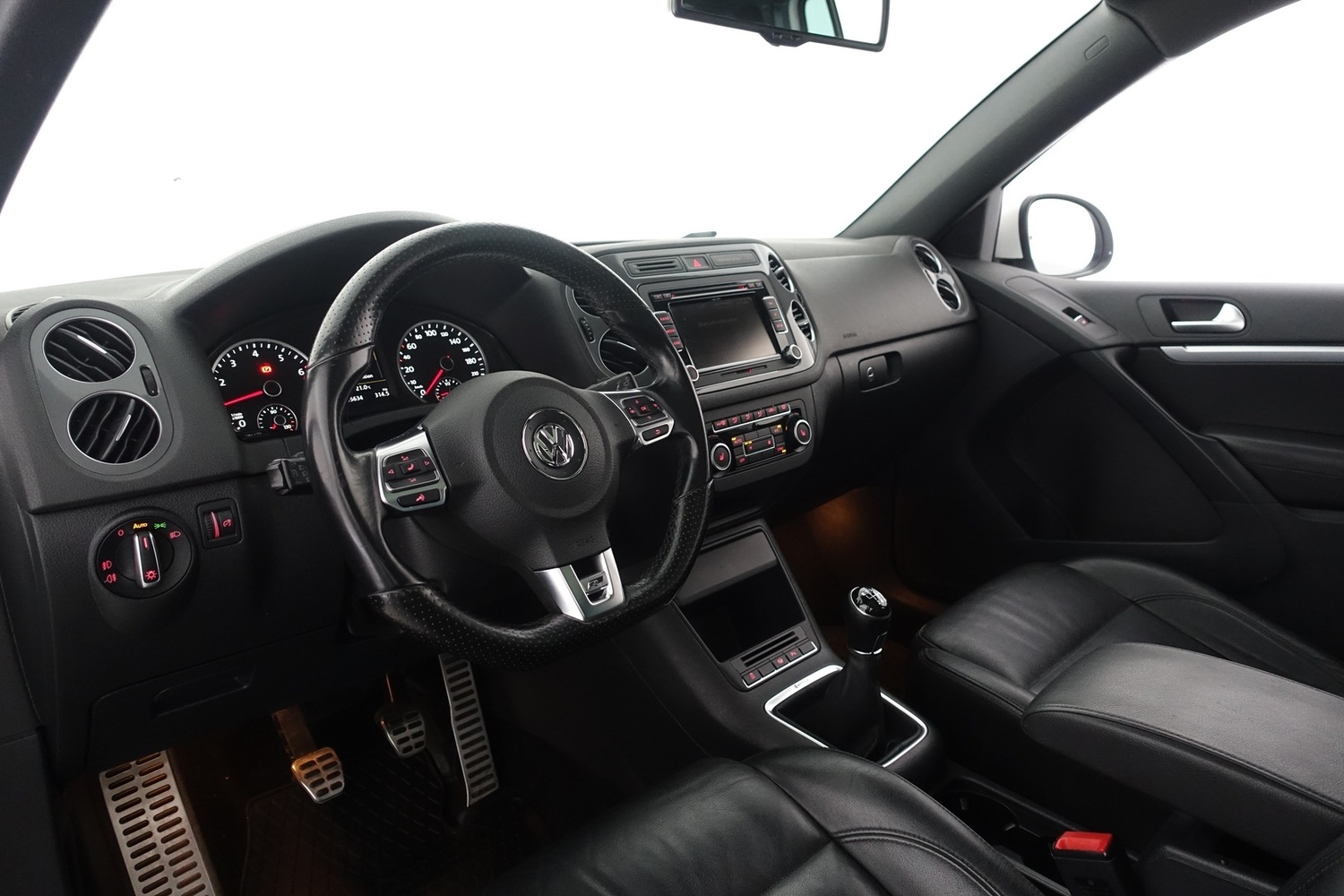 Volkswagen Tiguan vaihtoauto
