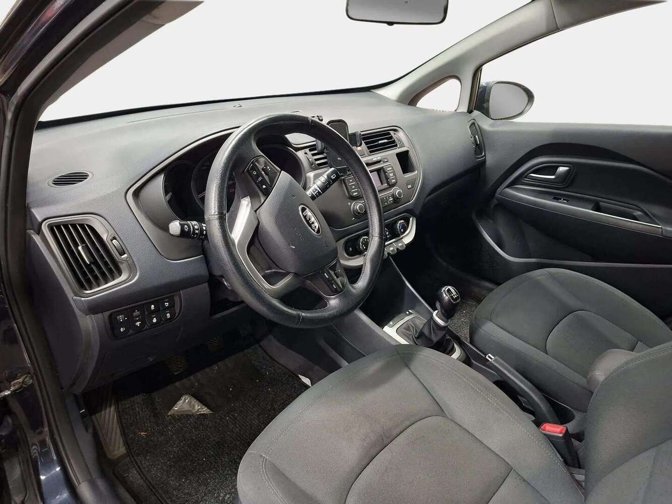 Kia Rio vaihtoauto