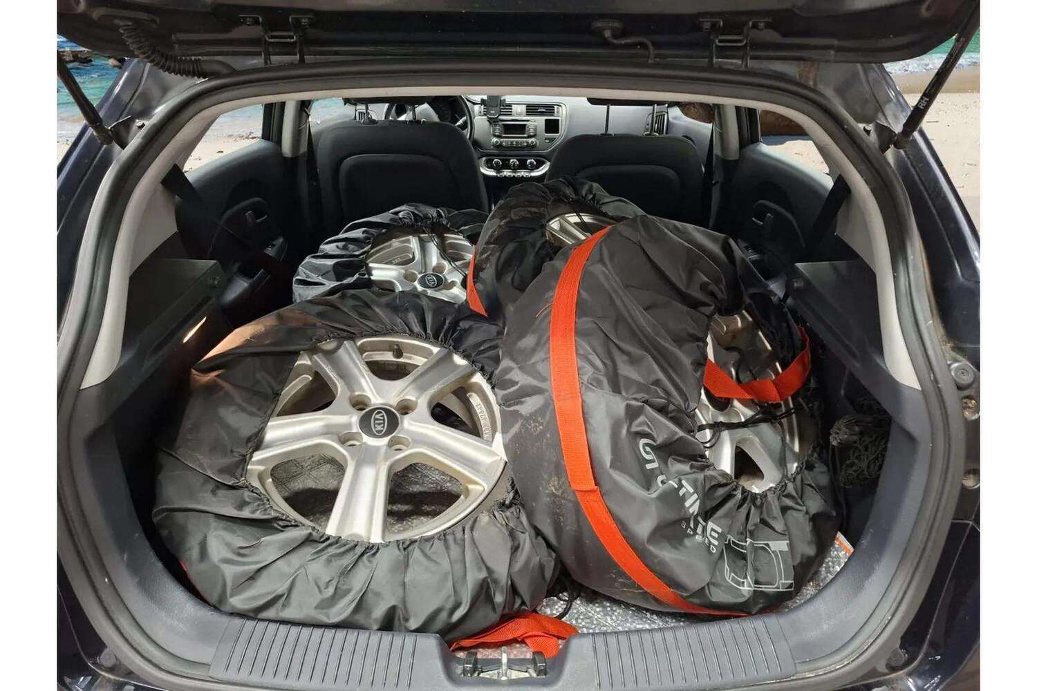Kia Rio vaihtoauto
