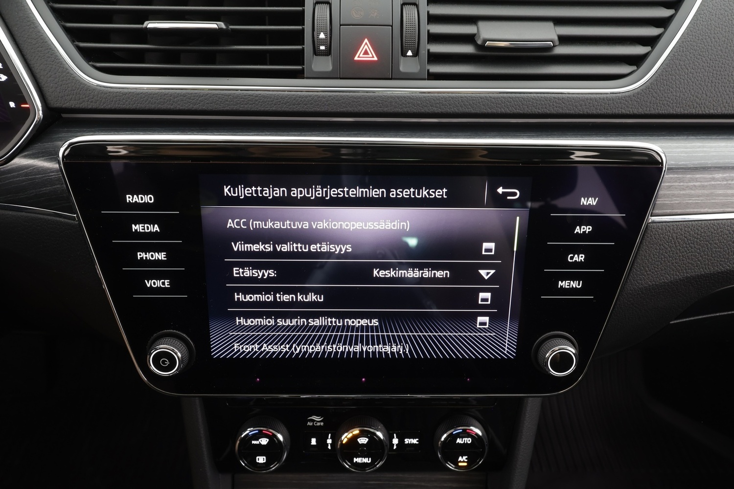Skoda Superb vaihtoauto