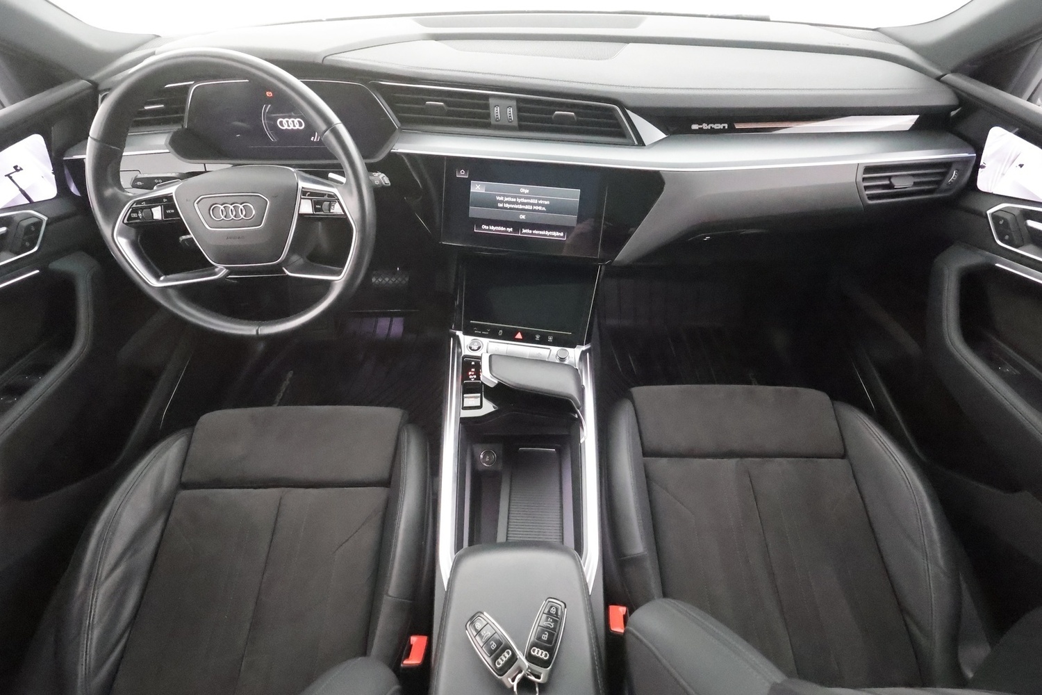 Audi e-tron vaihtoauto