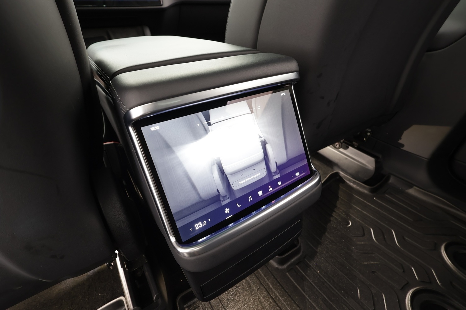 Tesla Model X vaihtoauto