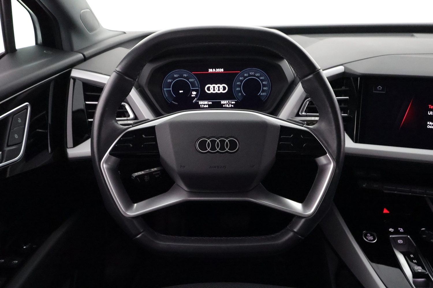 Audi Q4 e-tron vaihtoauto
