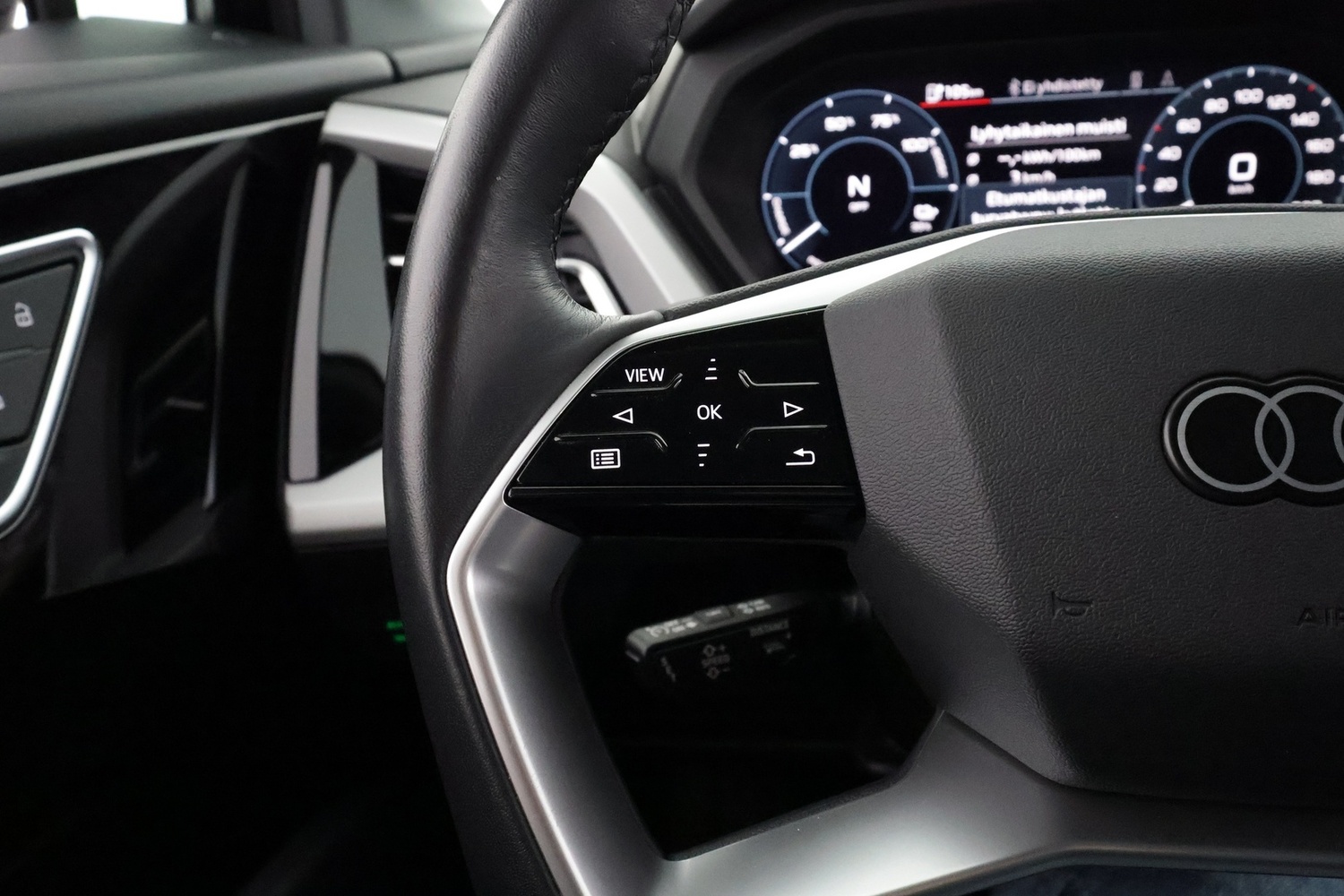 Audi Q4 e-tron vaihtoauto
