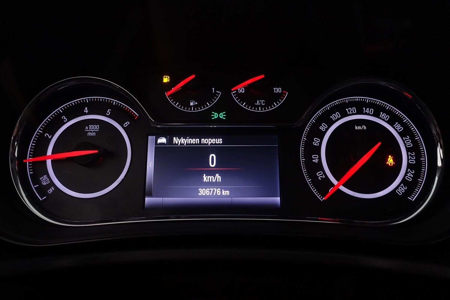 Opel Insignia vaihtoauto