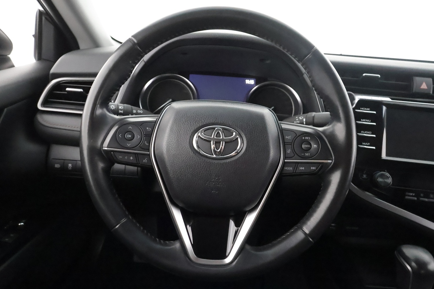 Toyota Camry vaihtoauto