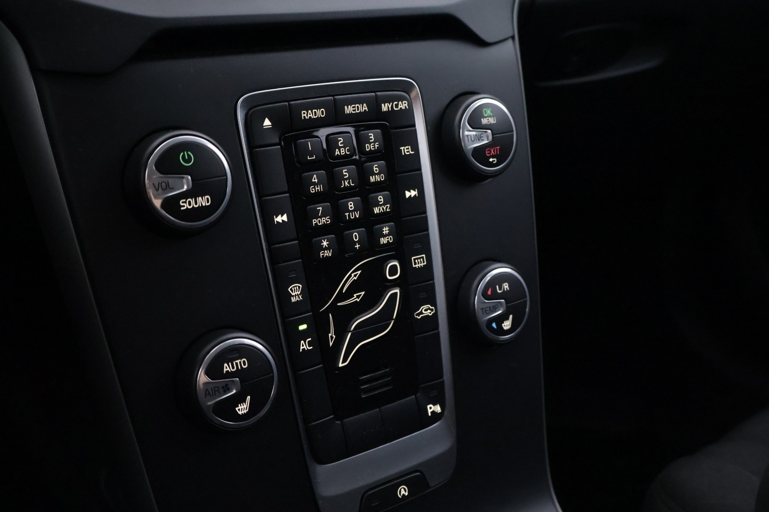 Volvo V40 vaihtoauto