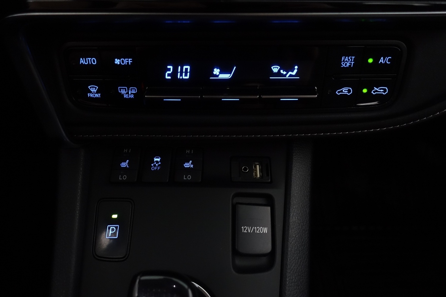 Toyota Auris vaihtoauto