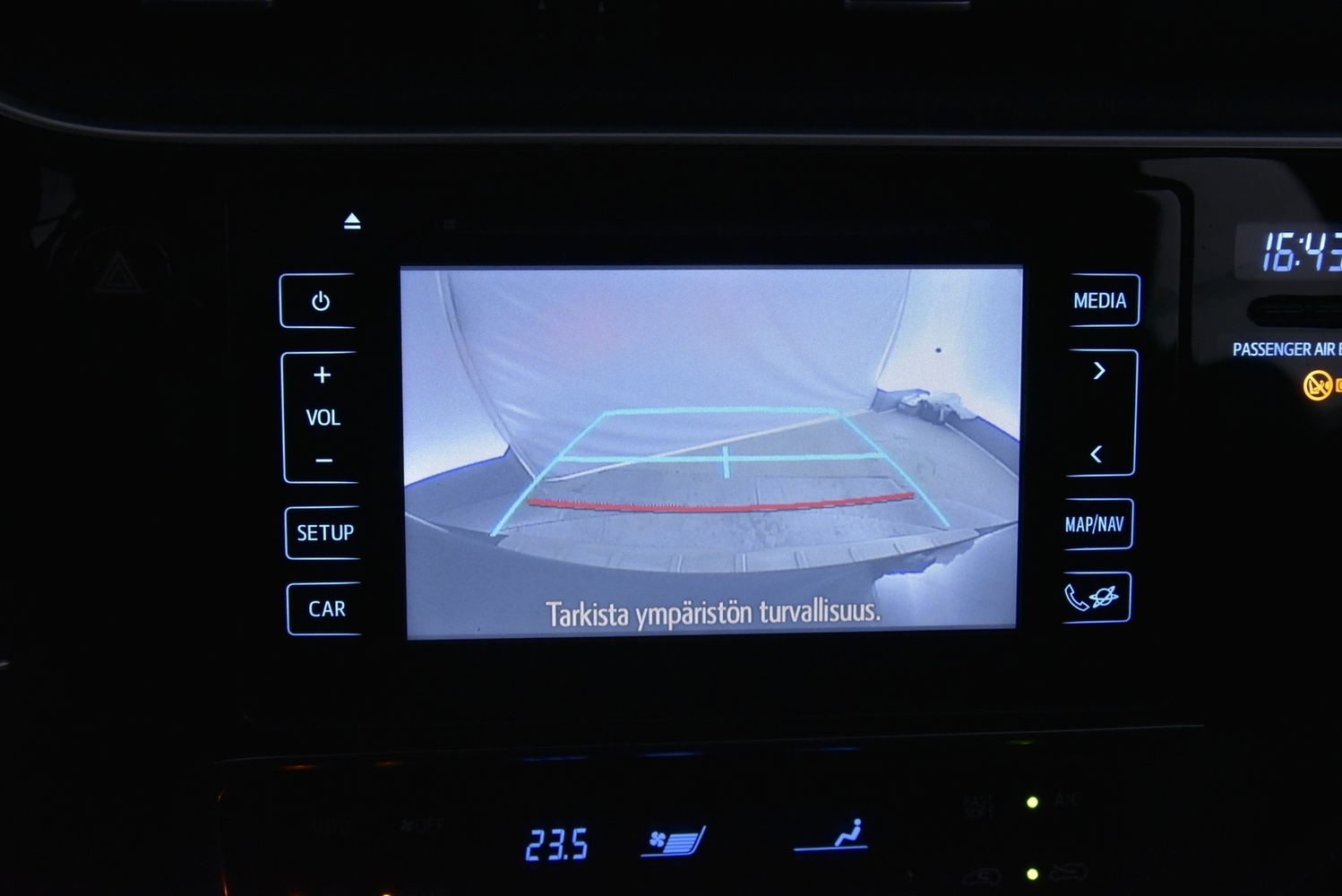 Toyota Auris vaihtoauto