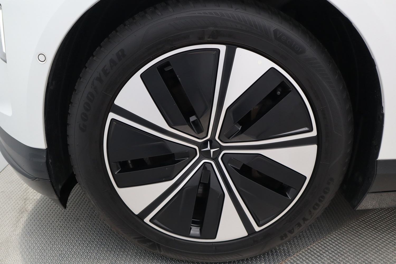 Polestar 4 vaihtoauto