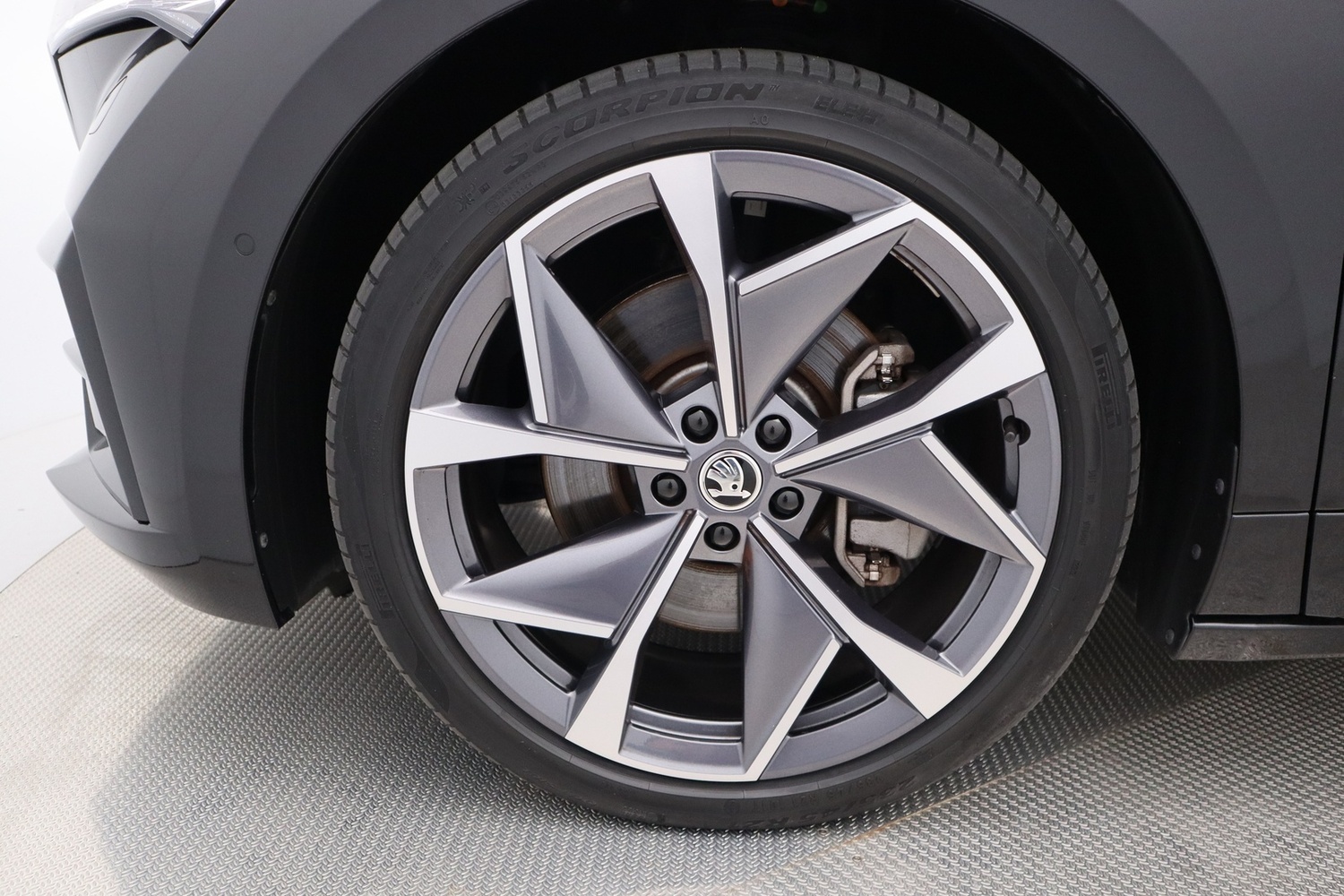 Skoda Enyaq vaihtoauto