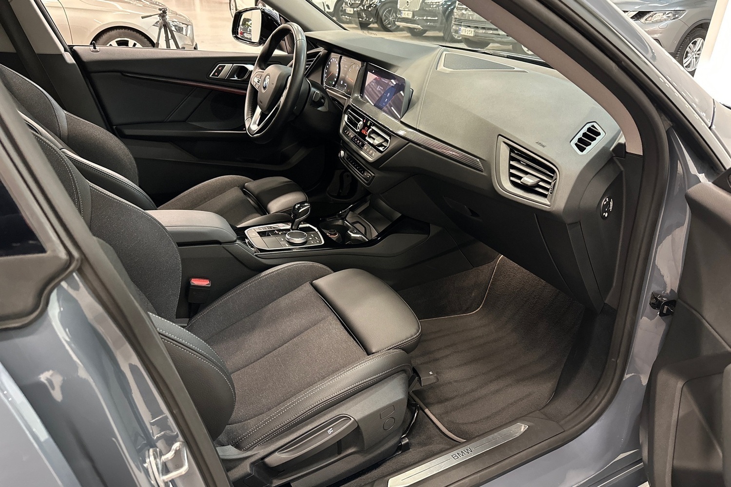 BMW 218 vaihtoauto