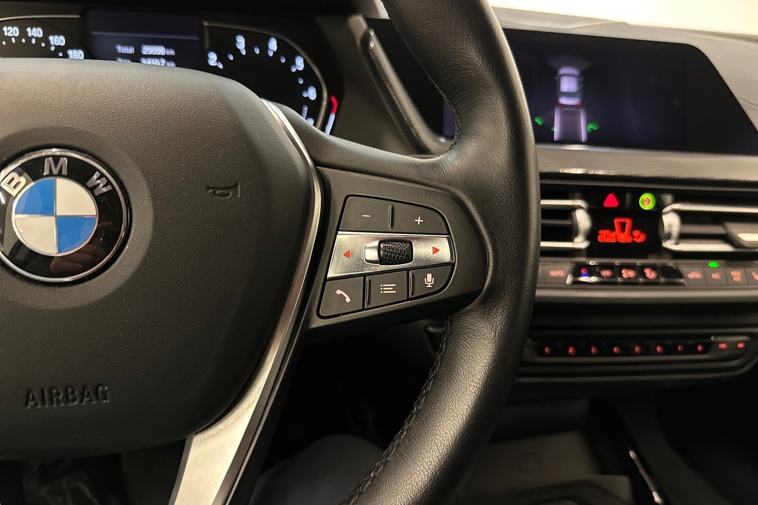 BMW 218 vaihtoauto