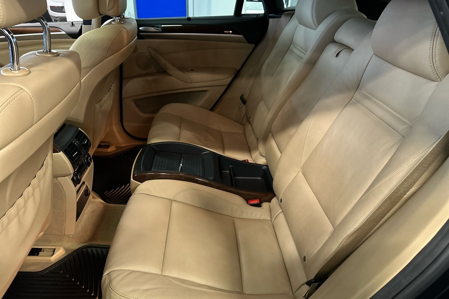 BMW X6 vaihtoauto