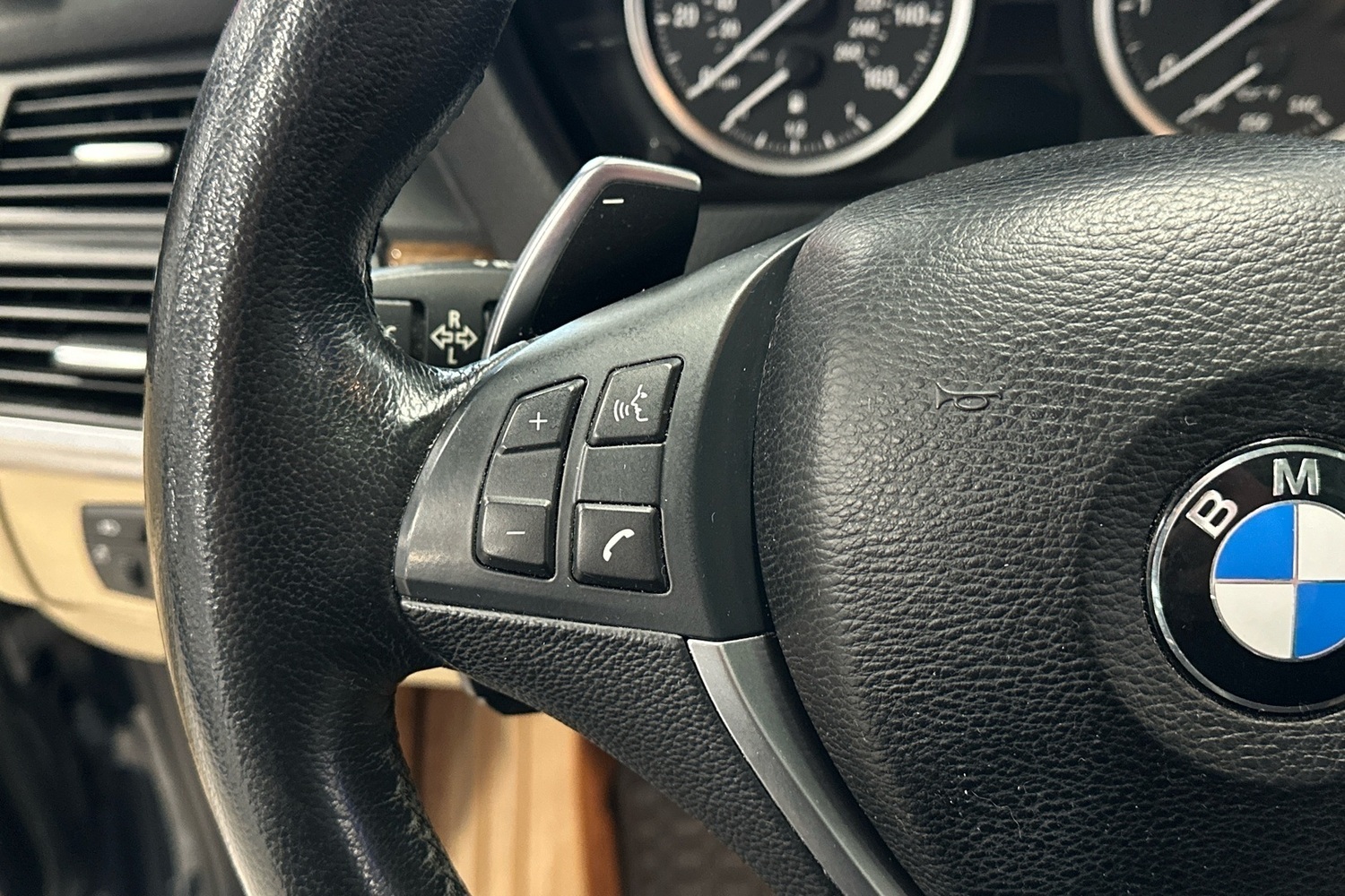 BMW X6 vaihtoauto
