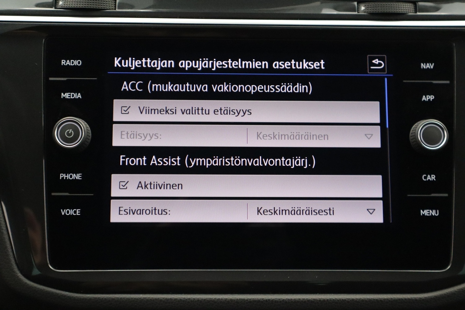 Volkswagen Tiguan vaihtoauto