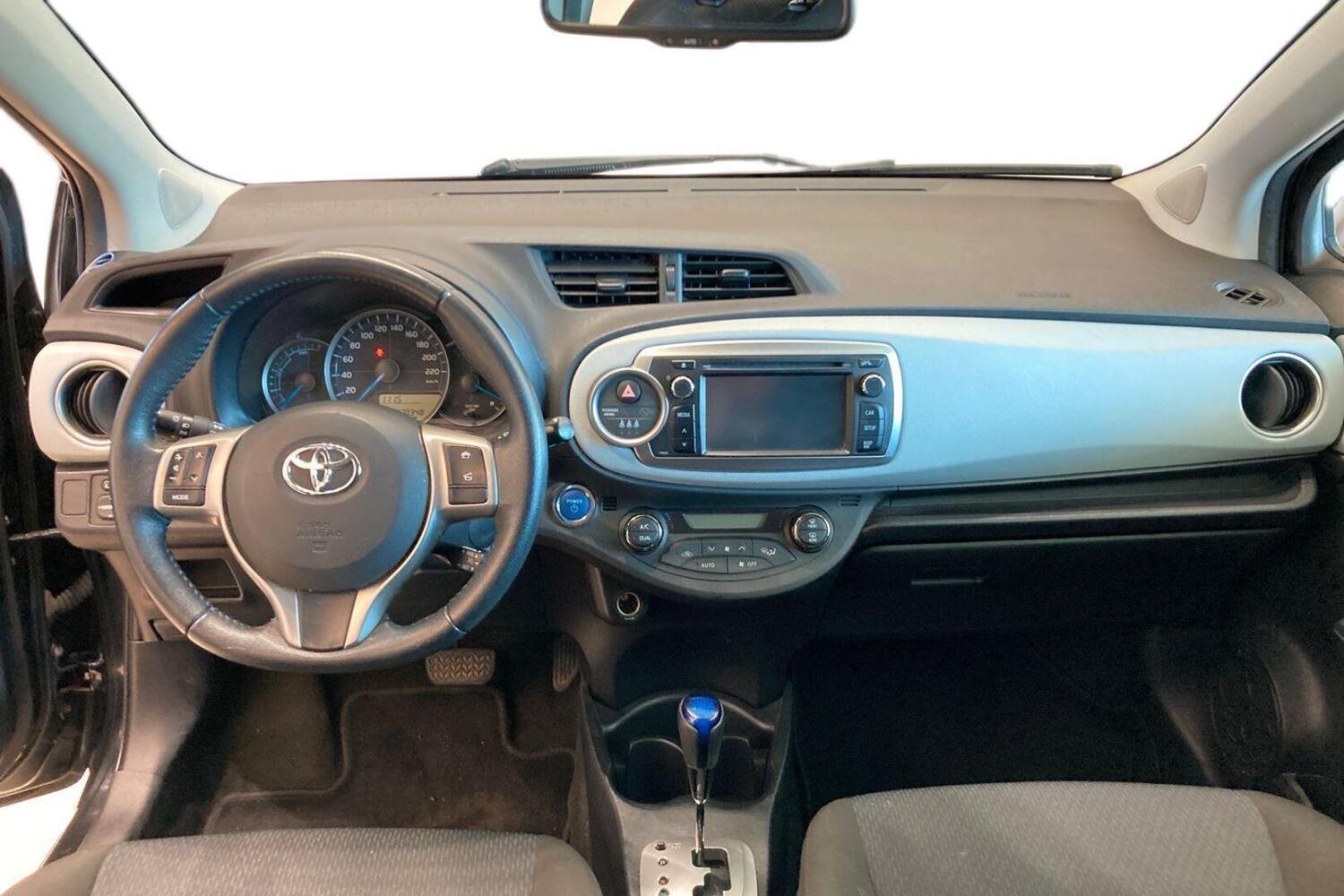 Toyota Yaris vaihtoauto