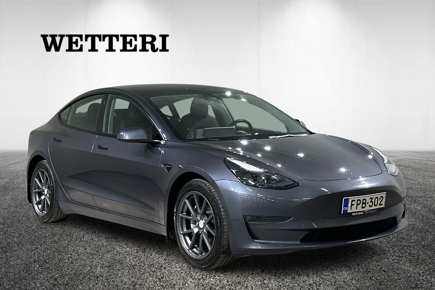 Tesla Model 3 vaihtoauto