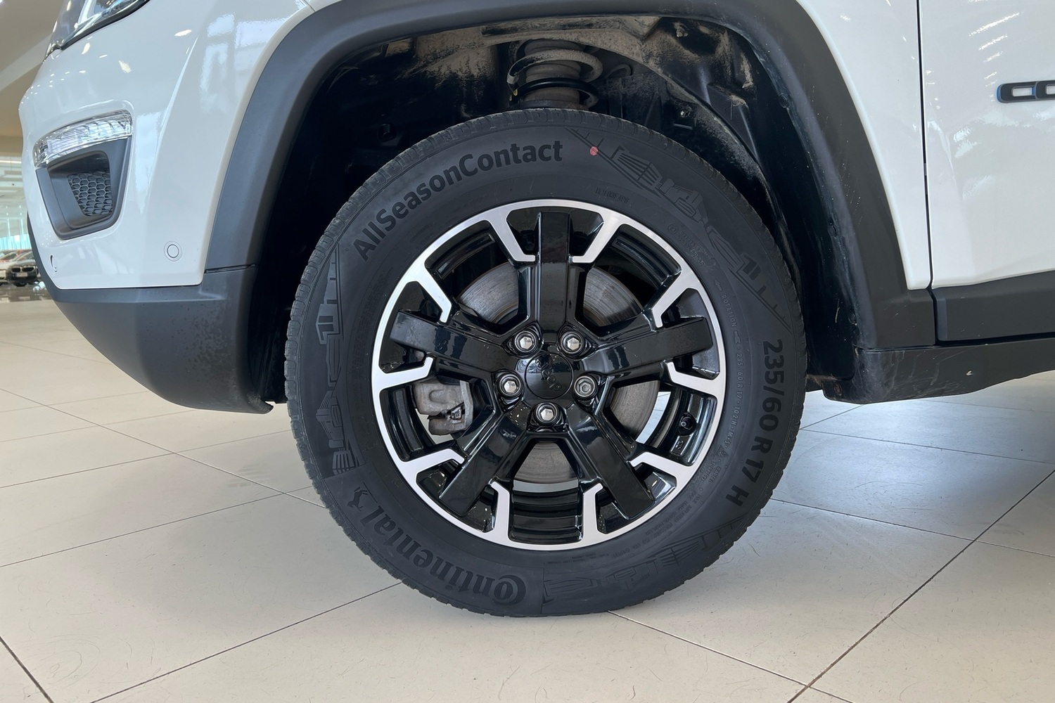 Jeep Compass vaihtoauto