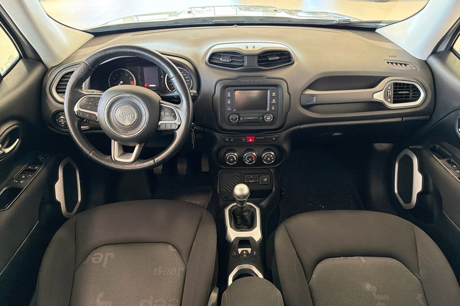 Jeep Renegade vaihtoauto