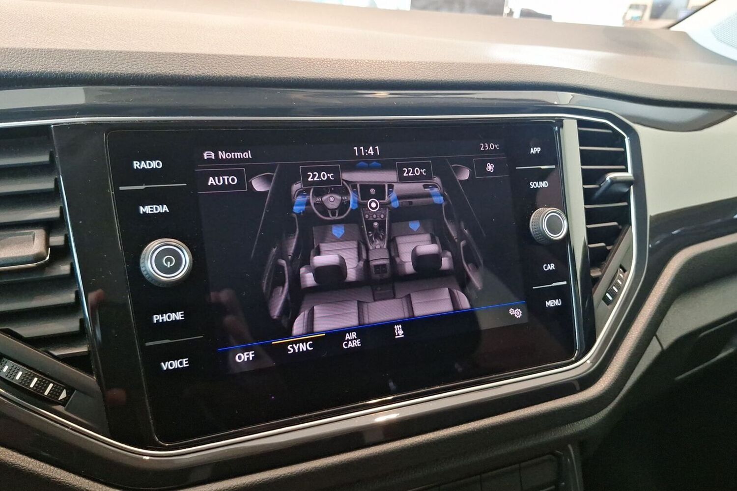 Volkswagen T-Roc vaihtoauto