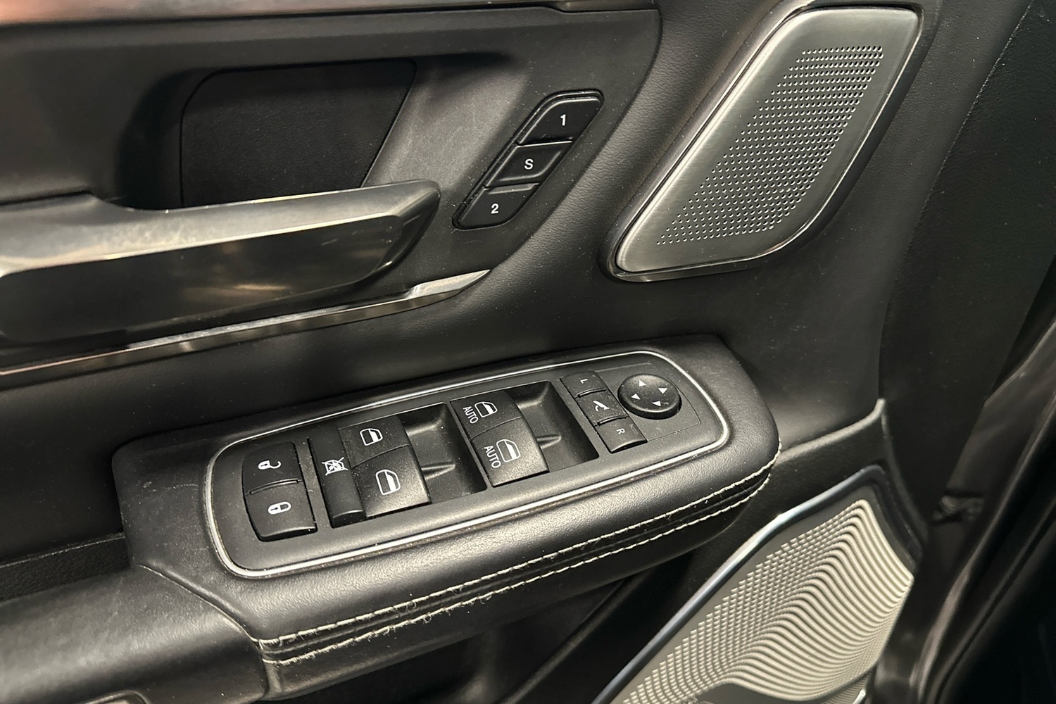 Dodge Ram vaihtoauto