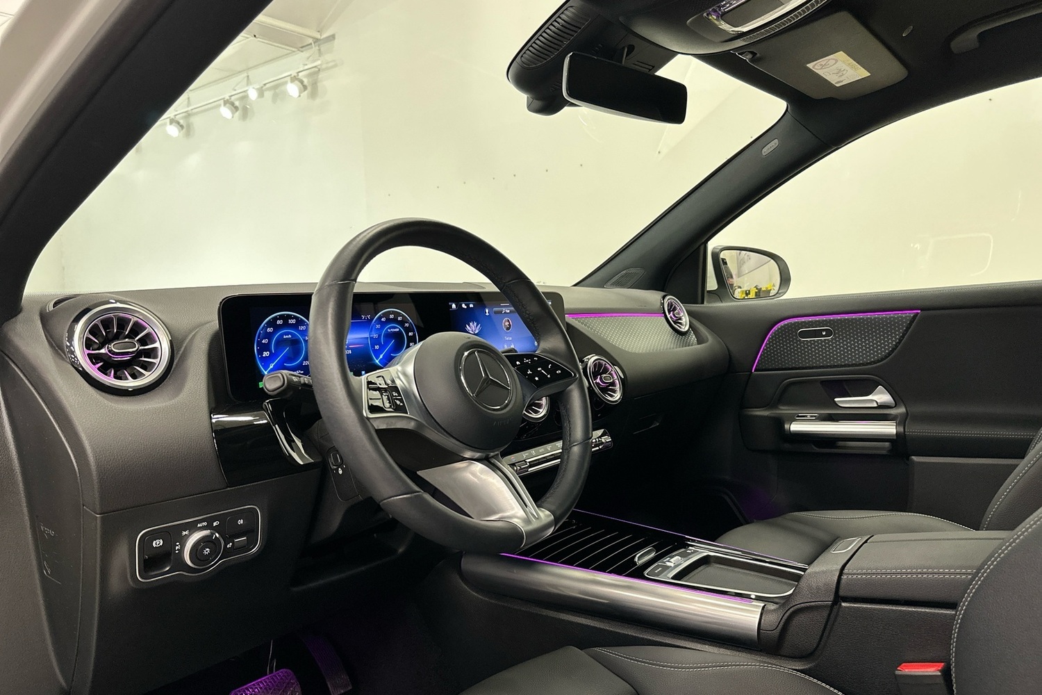 Mercedes-Benz EQA vaihtoauto