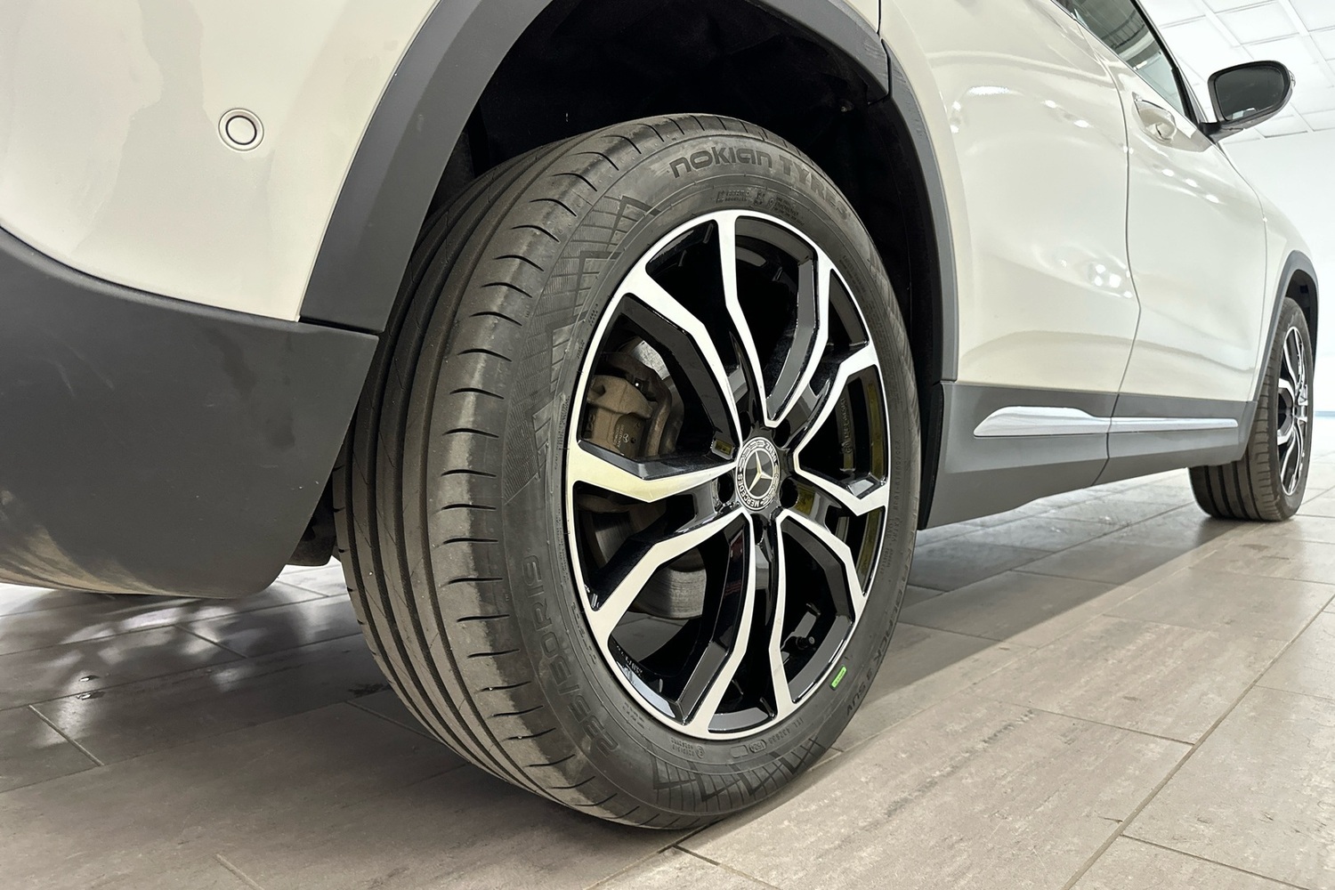 Mercedes-Benz EQA vaihtoauto