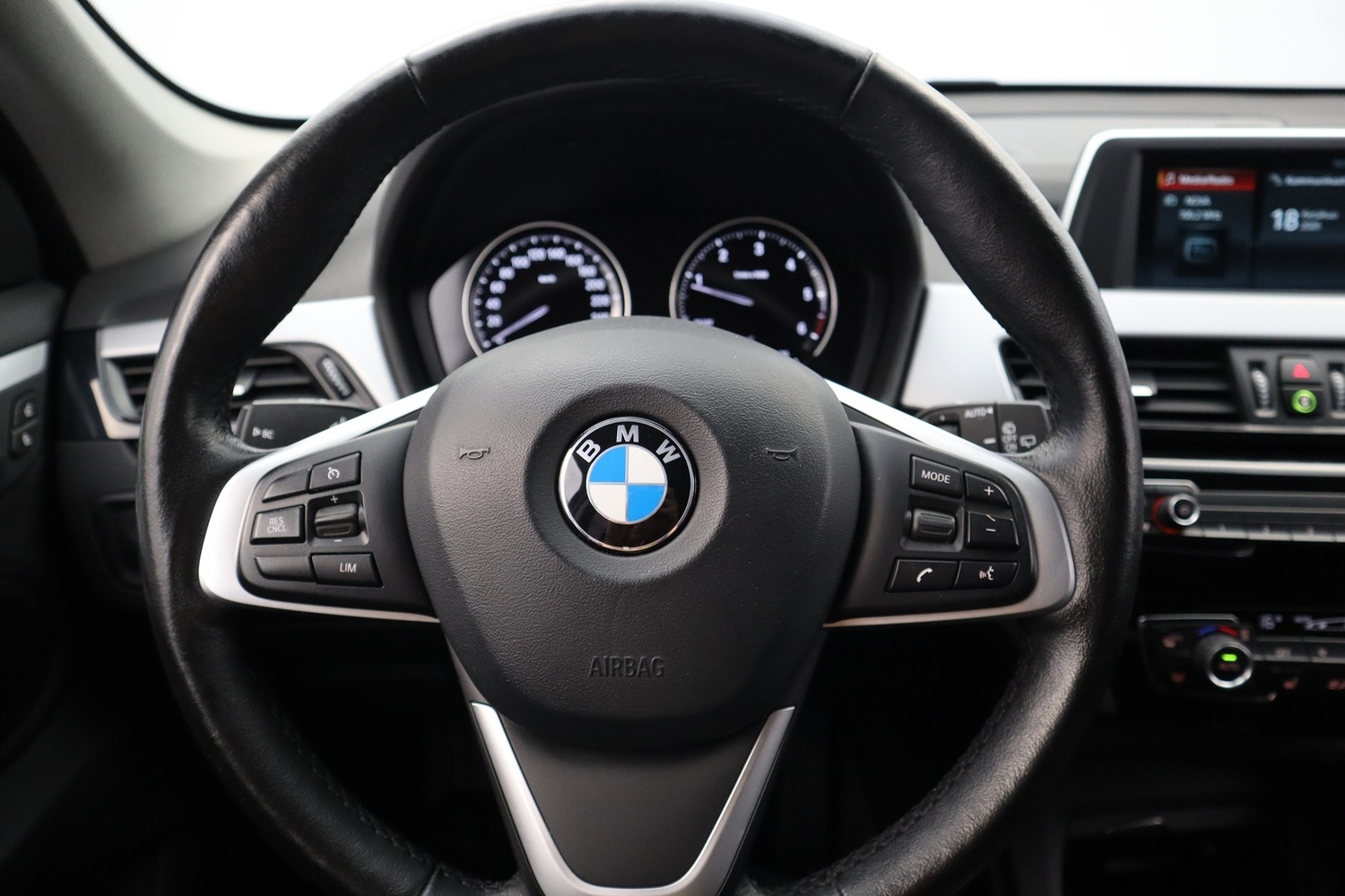 BMW X1 vaihtoauto