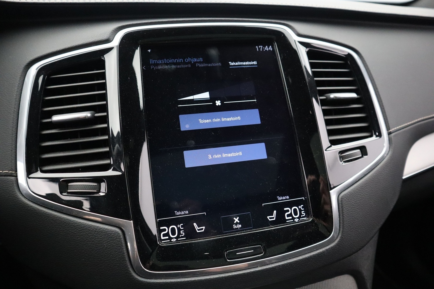 Volvo XC90 vaihtoauto
