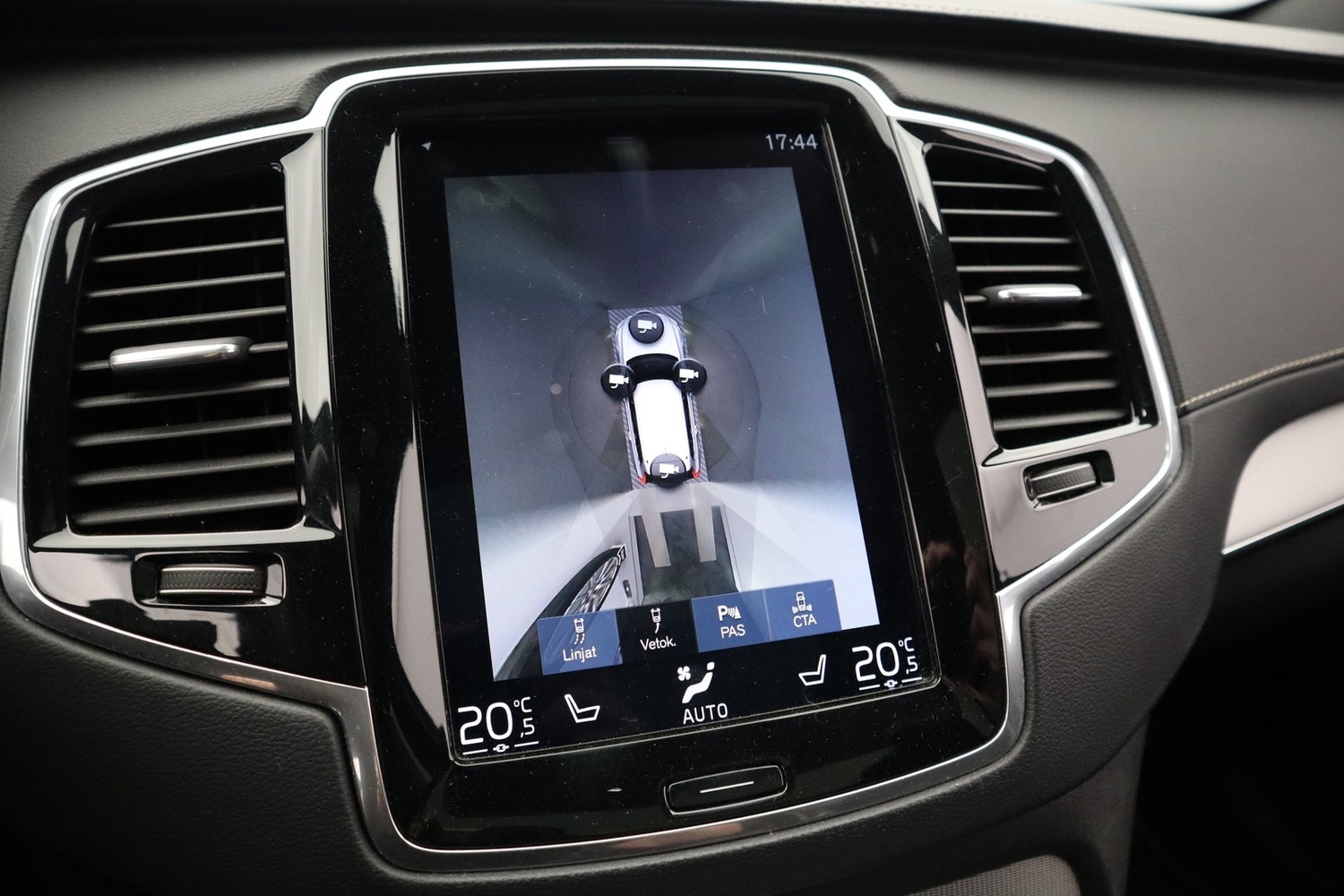 Volvo XC90 vaihtoauto