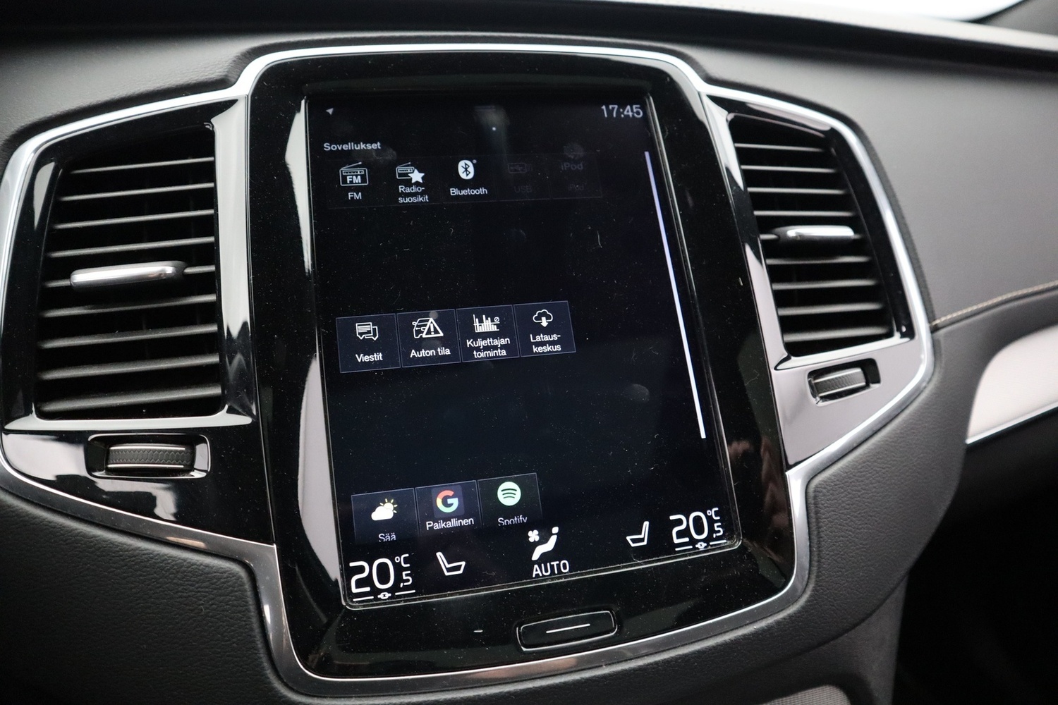 Volvo XC90 vaihtoauto