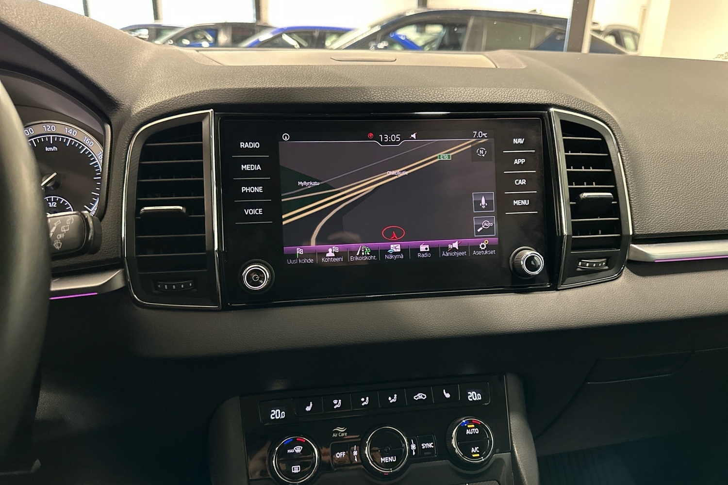 Skoda Karoq vaihtoauto
