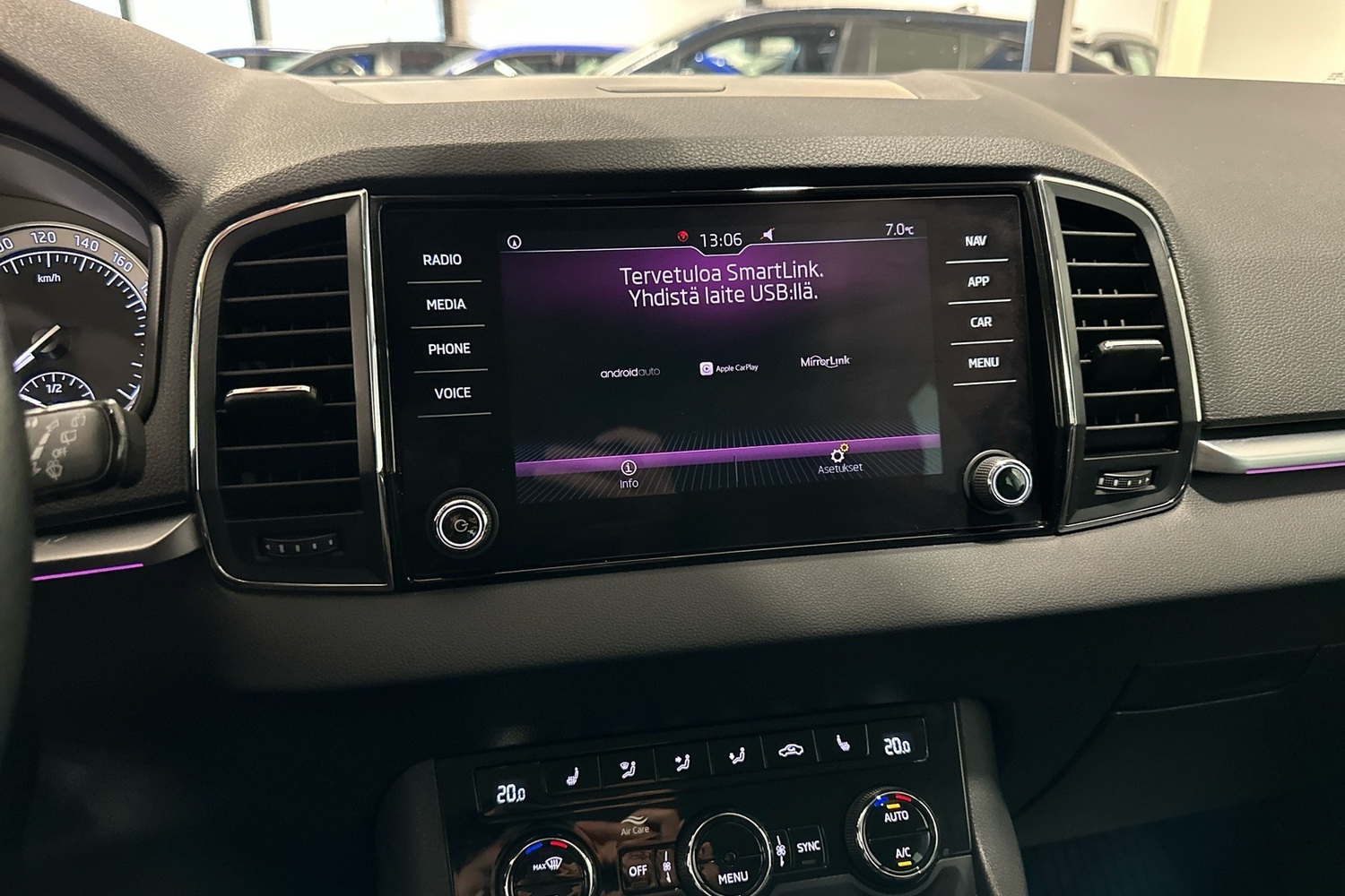 Skoda Karoq vaihtoauto