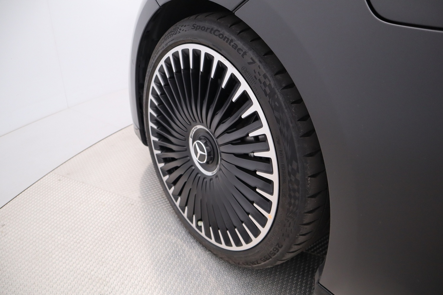 Mercedes-Benz EQE vaihtoauto