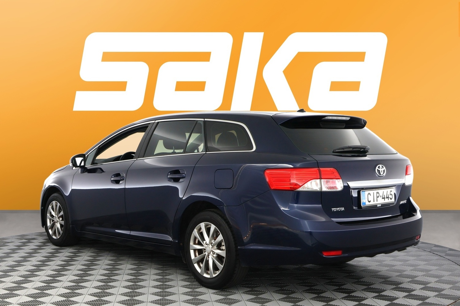 Toyota Avensis vaihtoauto