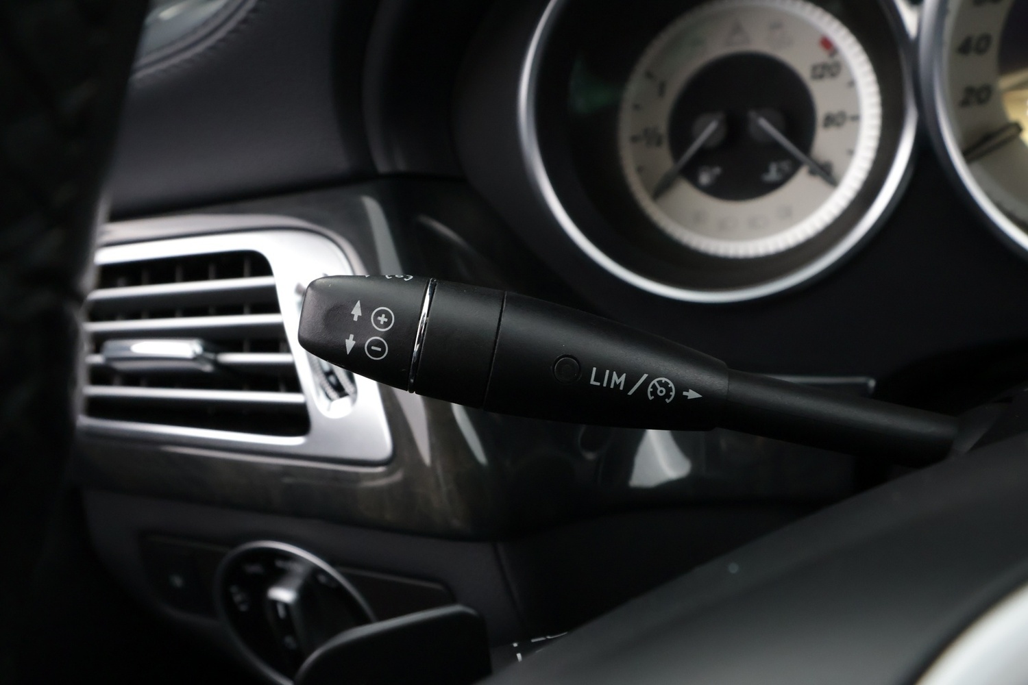Mercedes-Benz CLS vaihtoauto