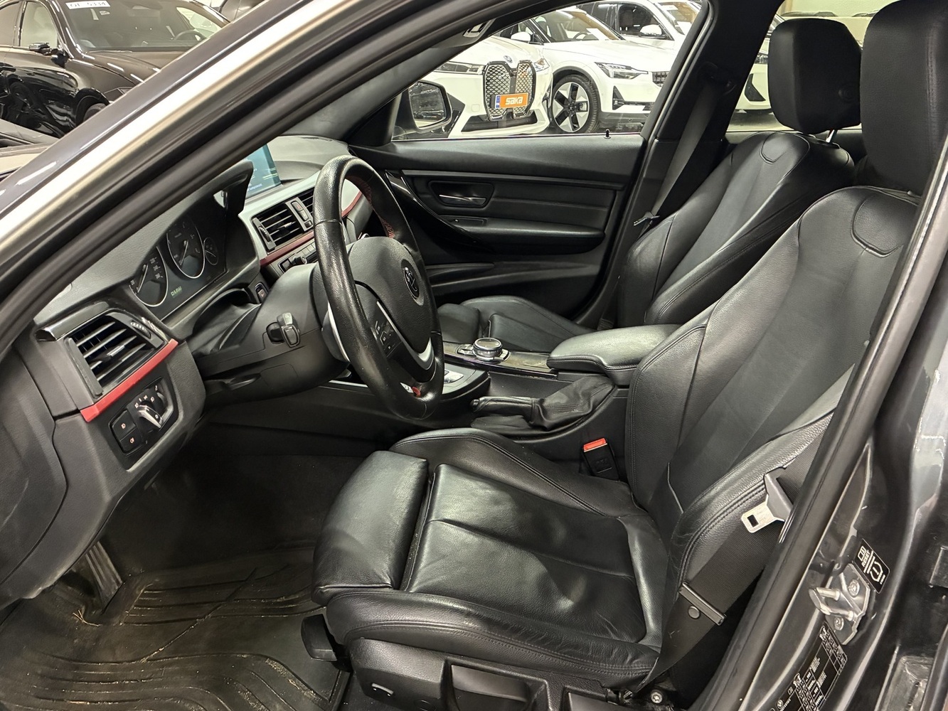 BMW 330 vaihtoauto